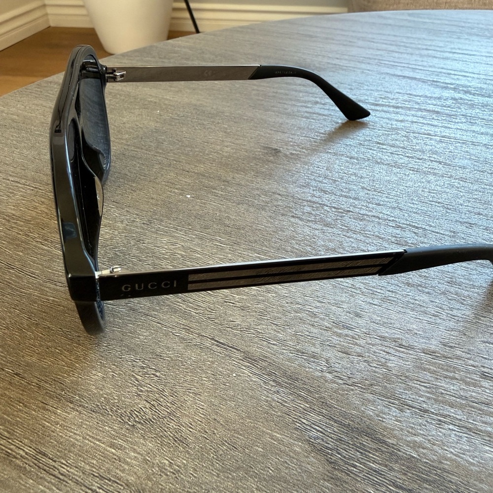 Gucci Black Aviator Sunglasses - Picture 2 of 6